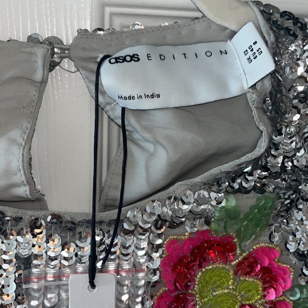 ASOS Edition blouson sleeve crop top in floral Sequin - Picture 9 of 10